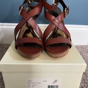 Coach 9.5M Aleah vegan leather 4” heel
